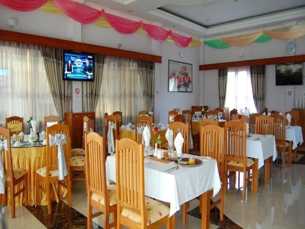 金湖大酒店 Naypyidaw 外观 照片